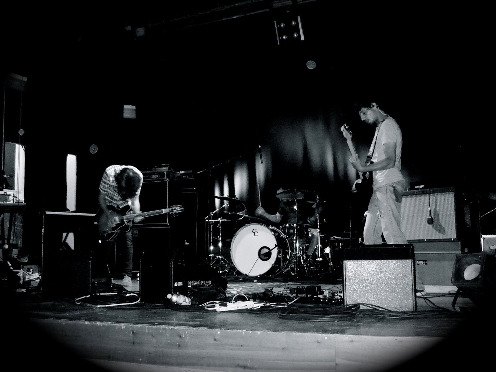 The Harmony Between Music and Nature: Platonick Dive’s Icelandic Odyssey